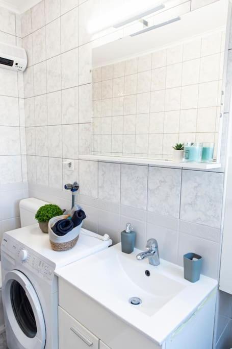 Lapad Cove Apartment Dubrovnik Bagian luar foto